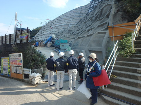PC083445.JPG